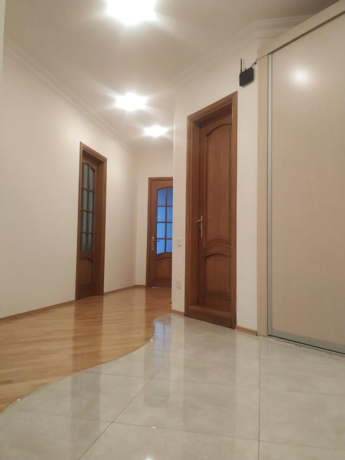 Central Apart Baku Ngoại thất bức ảnh