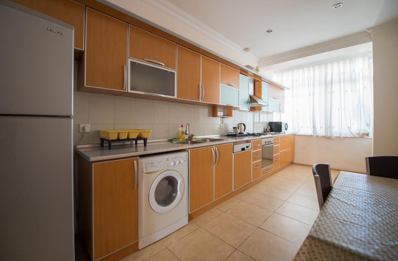 Central Apart Baku Ngoại thất bức ảnh
