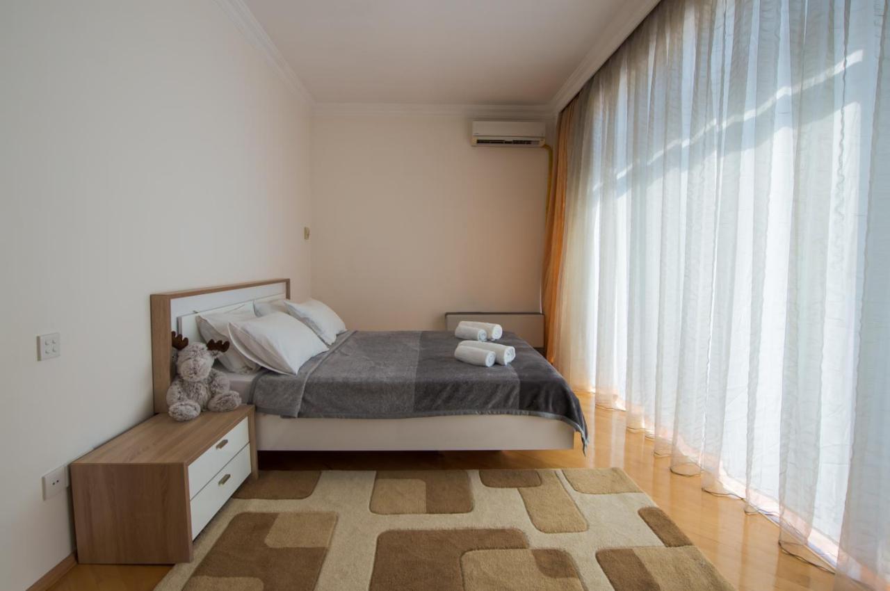 Central Apart Baku Ngoại thất bức ảnh